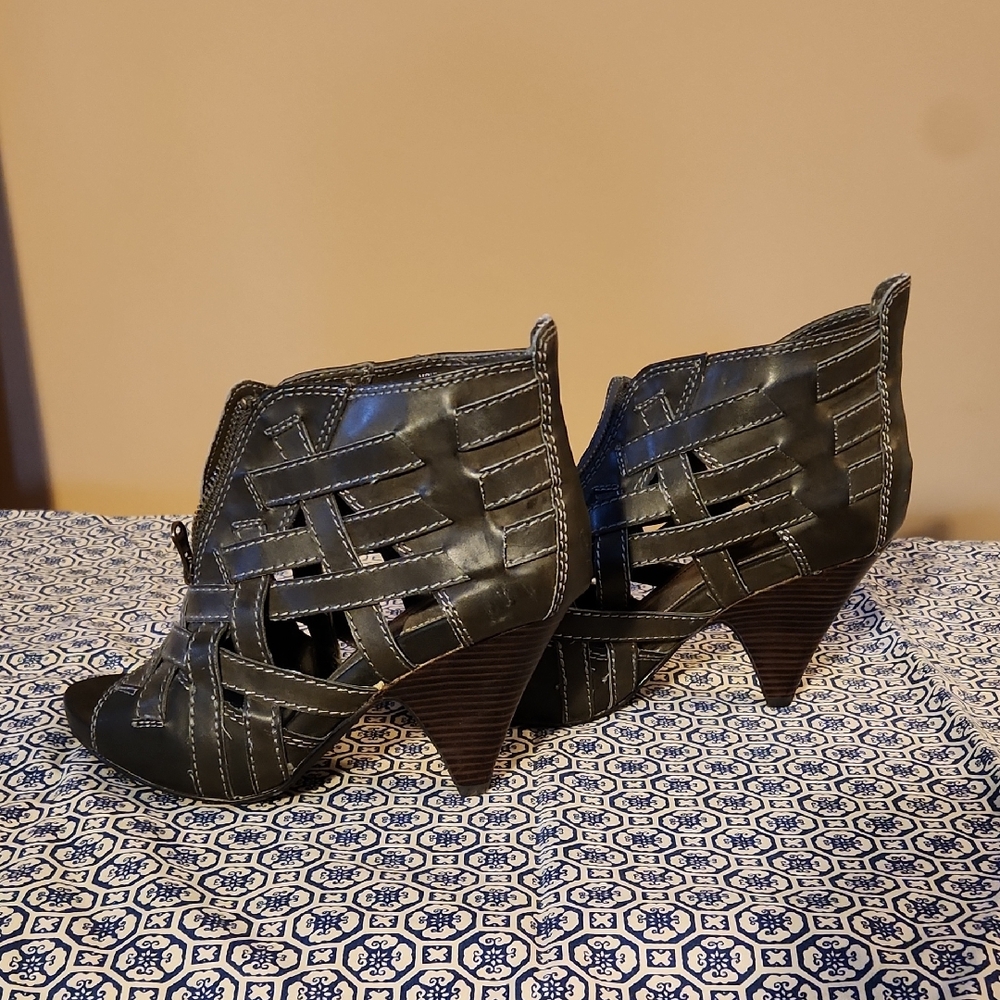 MIA Black Strappy Heeled Sandals
